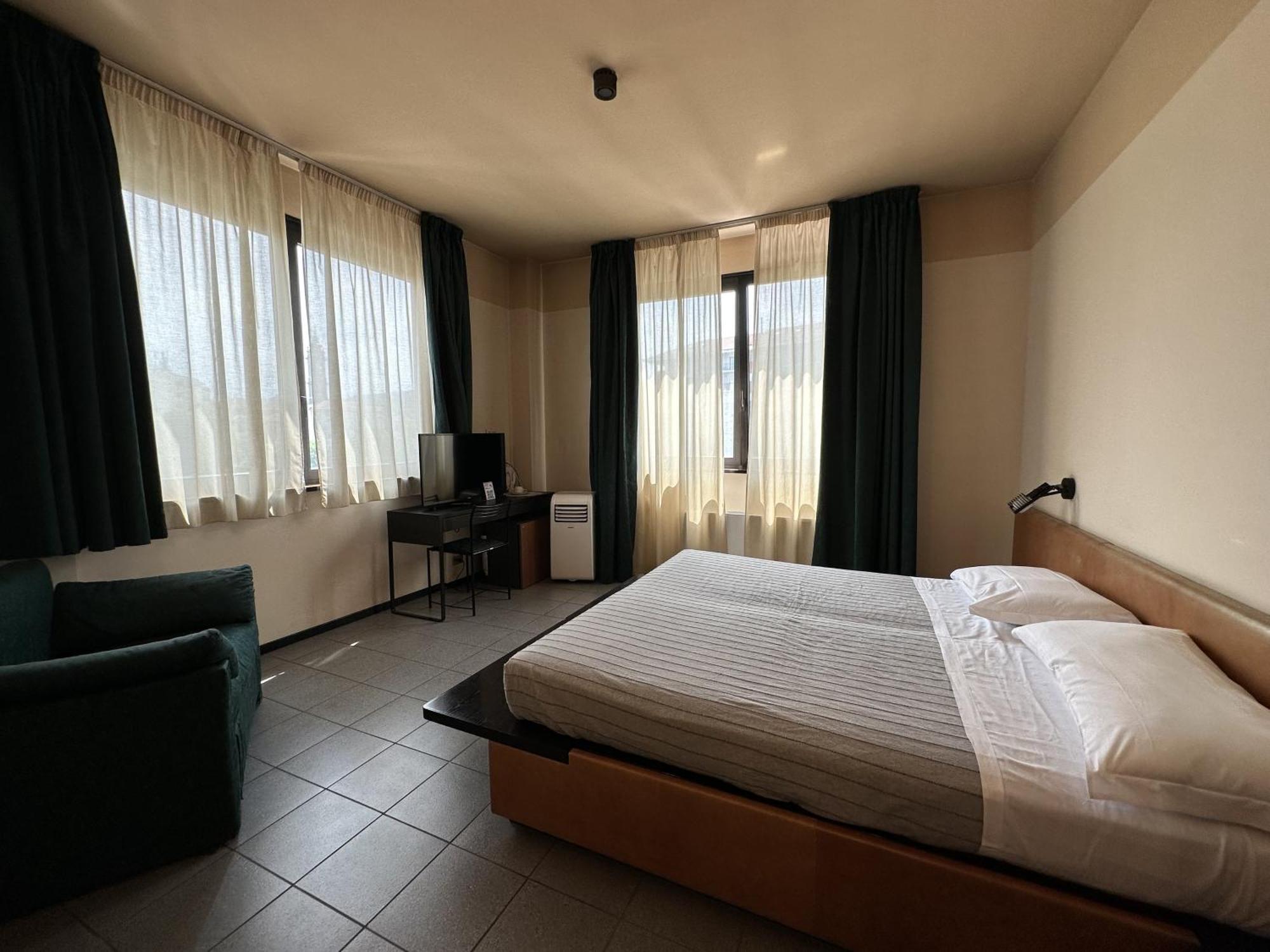 Hotel Griselda Saluzzo Eksteriør billede